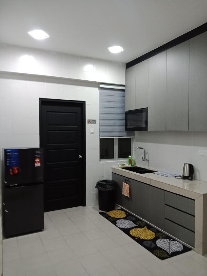 Wl Homestay Sitiawan Eksteriør bilde